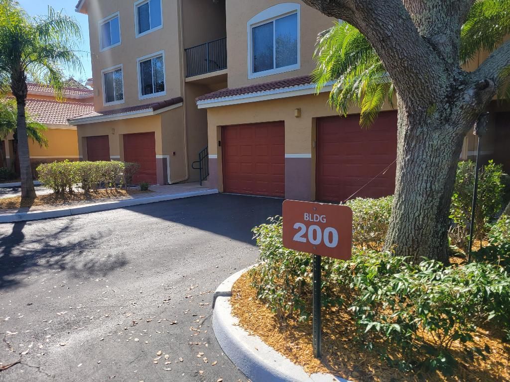 200 Scotia Drive, Unit 101, Hypoluxo, FL 33462 Photo