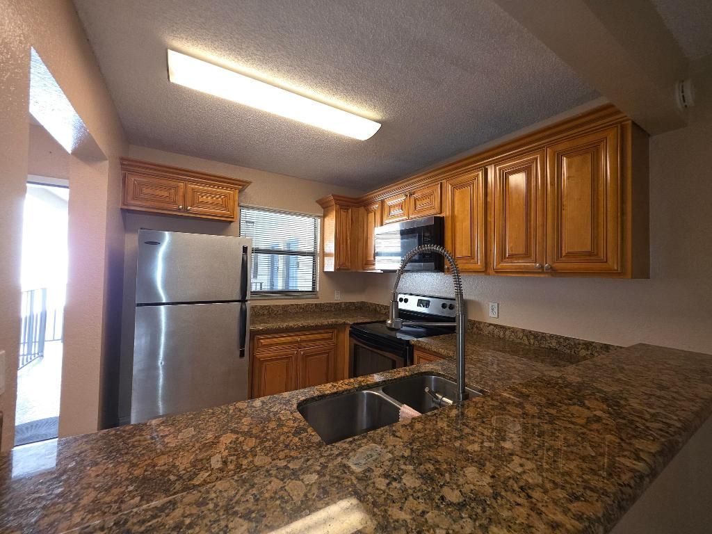 1542 Lake Crystal Drive, Unit H, West Palm Beach, FL 33411 Photo