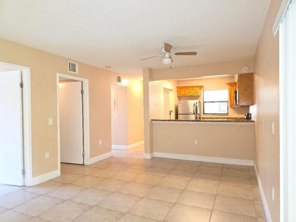 1542 Lake Crystal Drive, Unit H, West Palm Beach, FL 33411 Photo