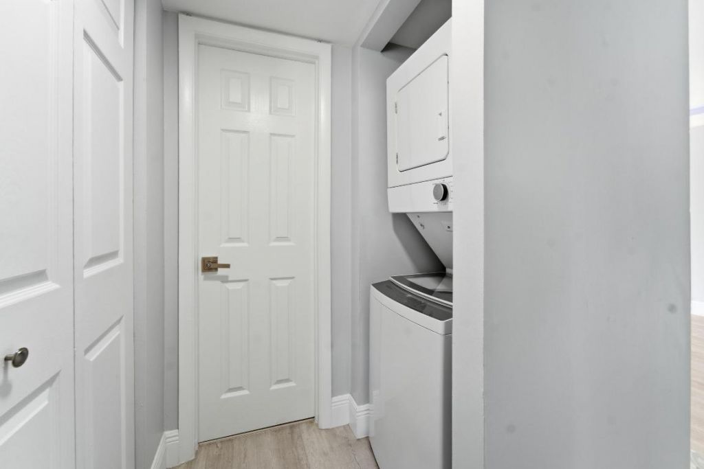 11477 NW 39th Court, Unit 203, Coral Springs, FL 33065 Photo