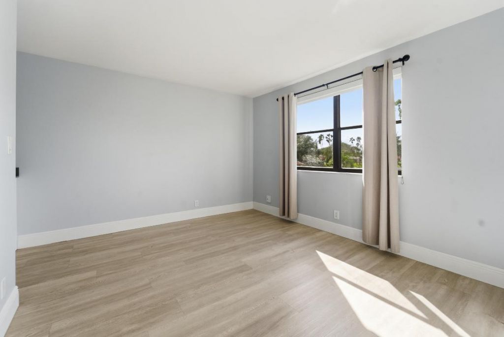 11477 NW 39th Court, Unit 203, Coral Springs, FL 33065 Photo