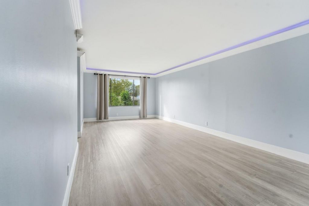 11477 NW 39th Court, Unit 203, Coral Springs, FL 33065 Photo