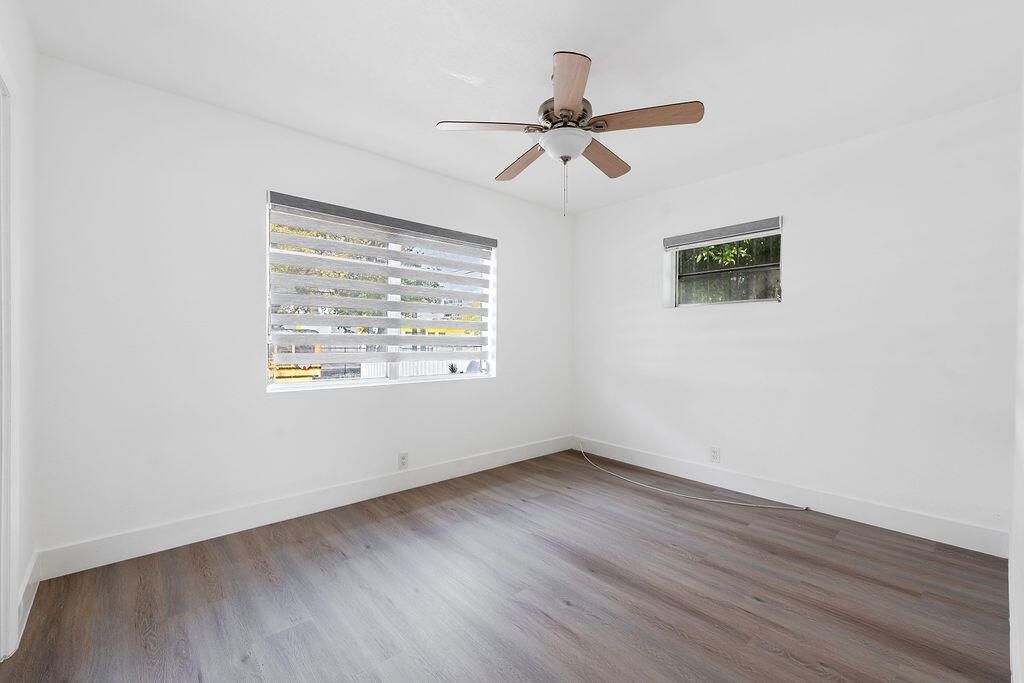 323 NW 21st Avenue, Miami, FL 33125 Photo