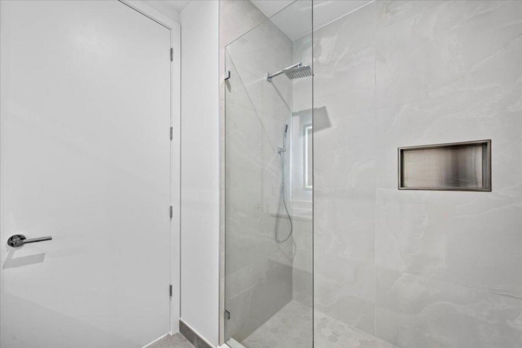 220 Lake Shore Drive, Unit 1706, Lake Park, FL 33403 Photo