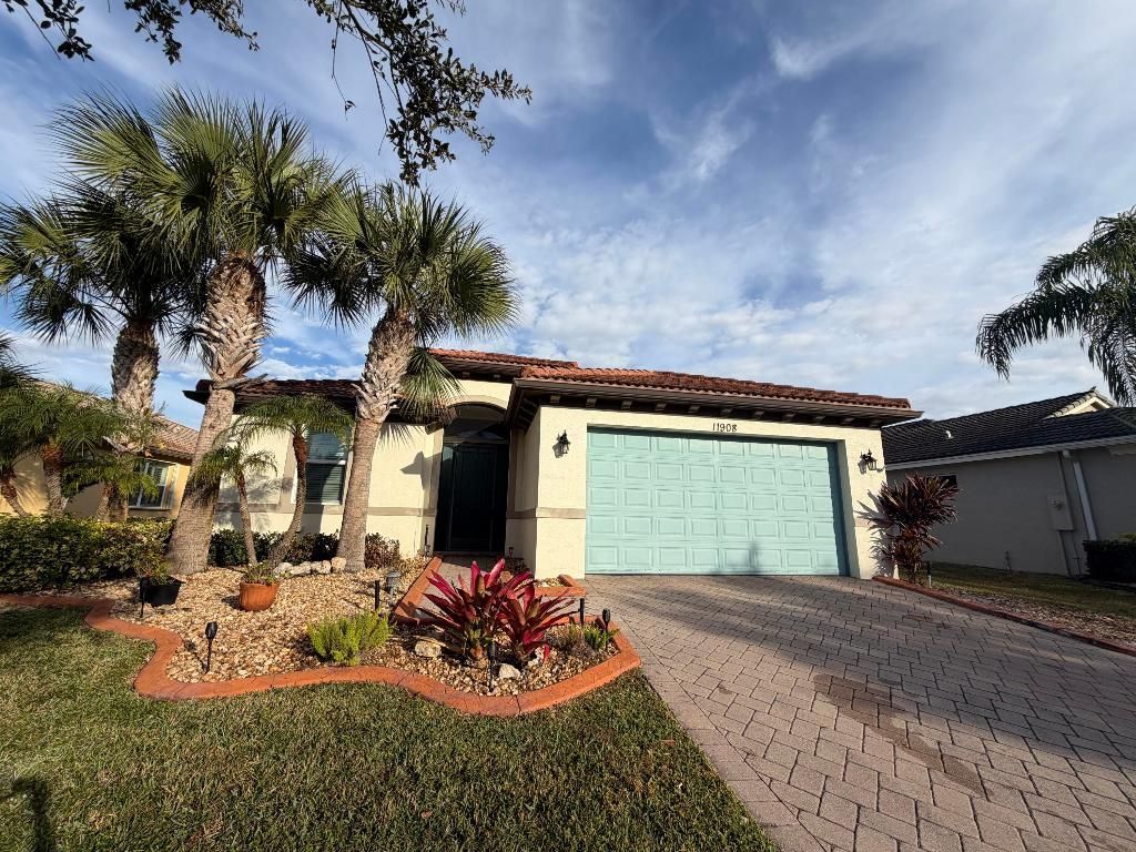 11908 SW Crestwood Circle, Port Saint Lucie, FL 34987 Photo