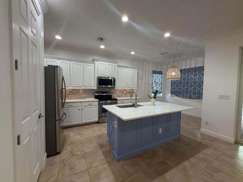 11908 SW Crestwood Circle, Port Saint Lucie, FL 34987 Photo