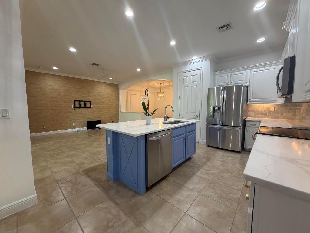 11908 SW Crestwood Circle, Port Saint Lucie, FL 34987 Photo