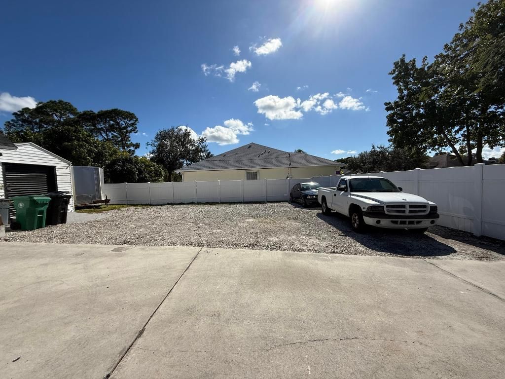 1665 SE Harp Lane, Port Saint Lucie, FL 34983 Photo