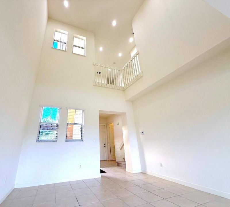 685 Pacific Grove Drive, Unit 2, West Palm Beach, FL 33401 Photo