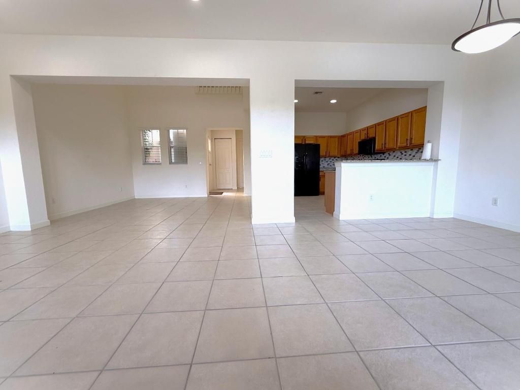 685 Pacific Grove Drive, Unit 2, West Palm Beach, FL 33401 Photo