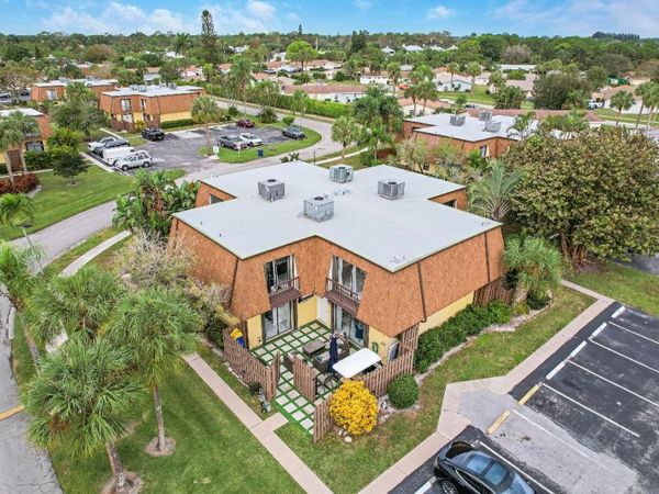 110 N Delaware Boulevard, Unit 9c, Jupiter, FL 33458