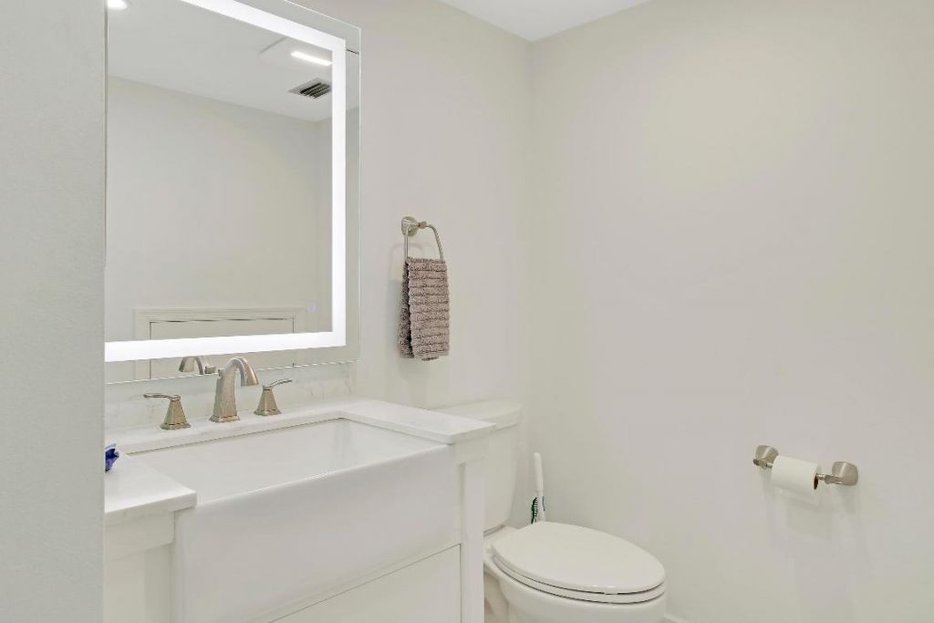 110 N Delaware Boulevard, Unit 9c, Jupiter, FL 33458 Photo