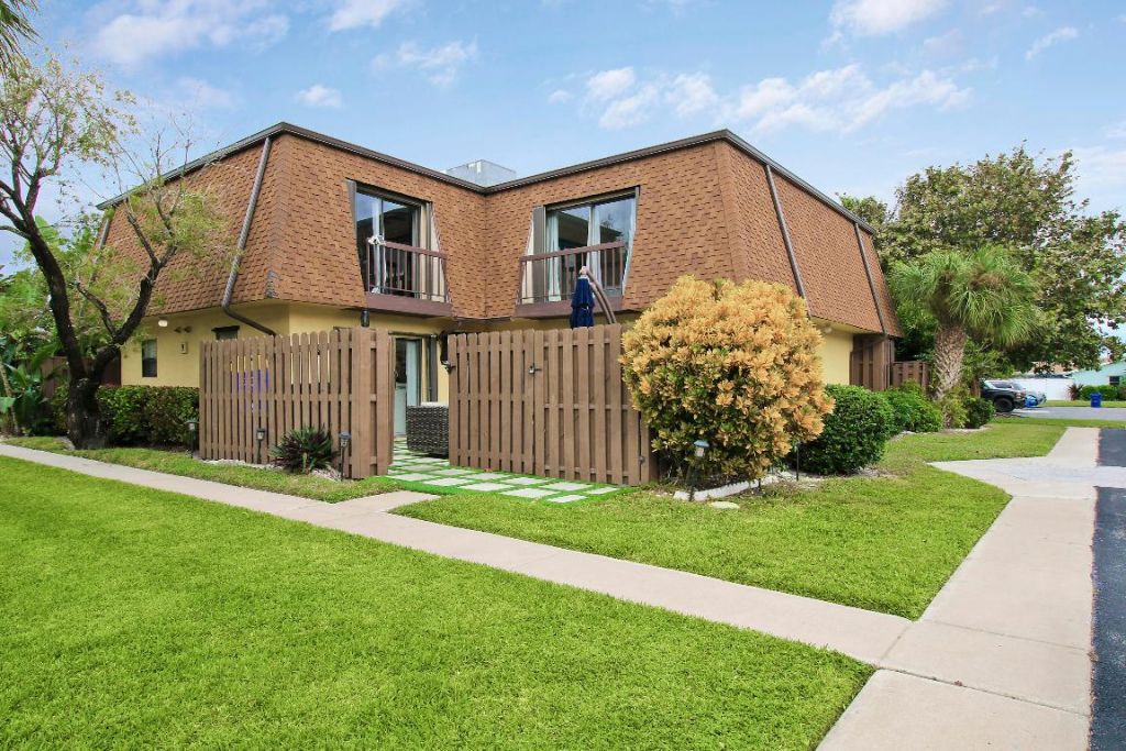 110 N Delaware Boulevard, Unit 9c, Jupiter, FL 33458 Photo