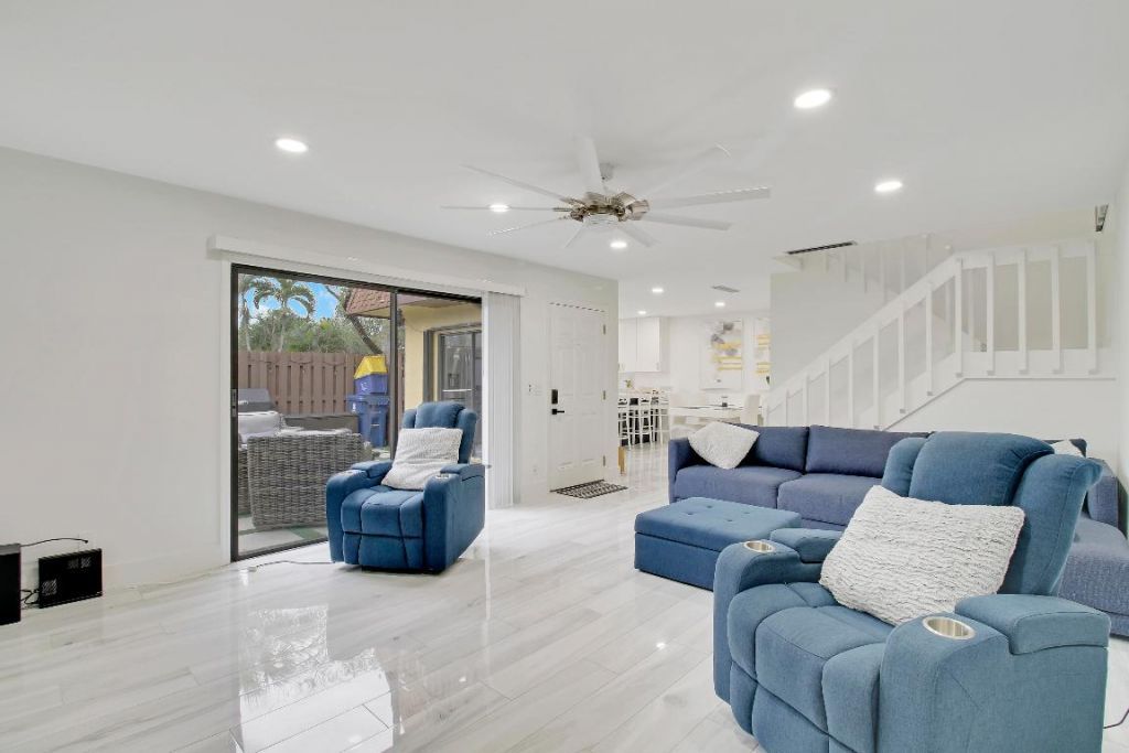 110 N Delaware Boulevard, Unit 9c, Jupiter, FL 33458 Photo