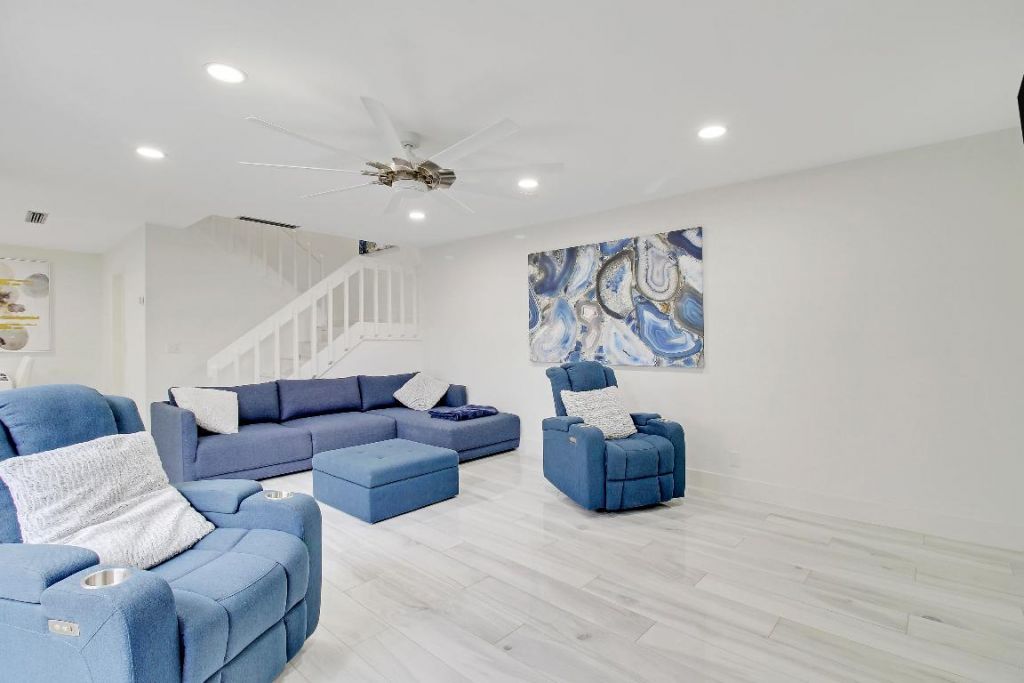 110 N Delaware Boulevard, Unit 9c, Jupiter, FL 33458 Photo