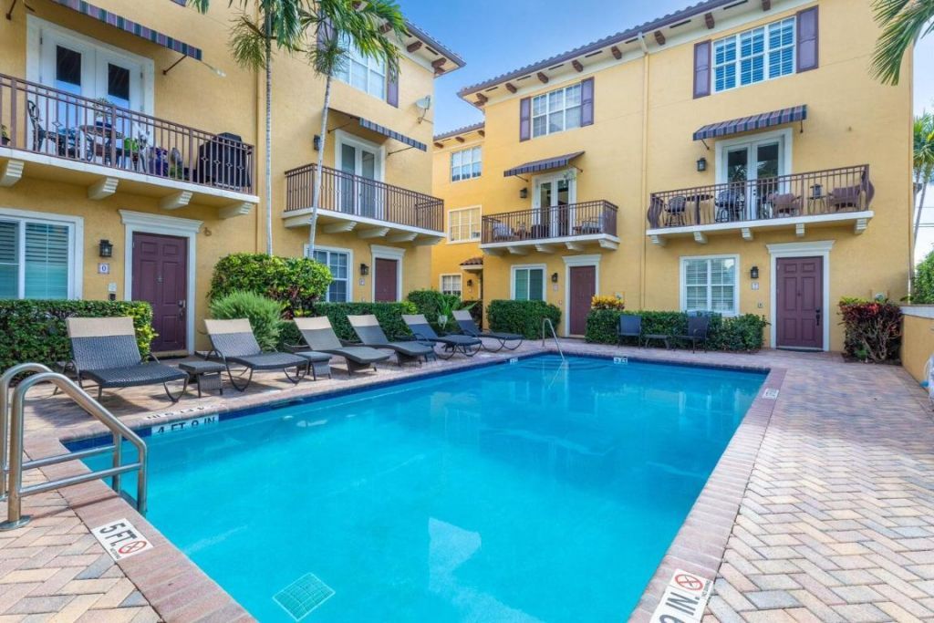 72 SE 6th Avenue, Unit H, Delray Beach, FL 33483 Photo