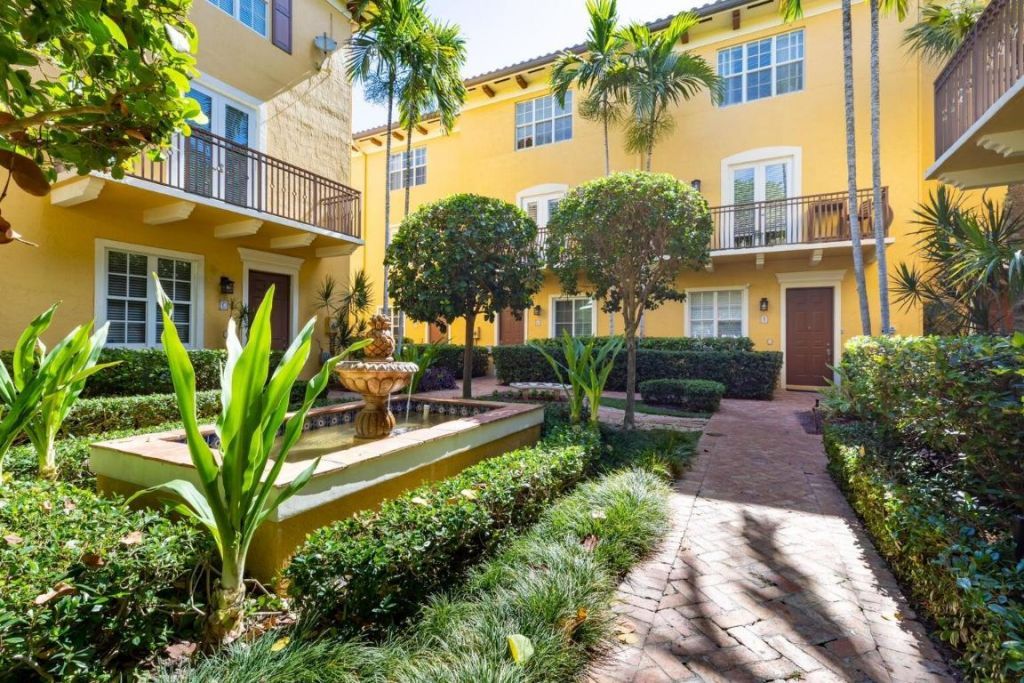 72 SE 6th Avenue, Unit H, Delray Beach, FL 33483 Photo