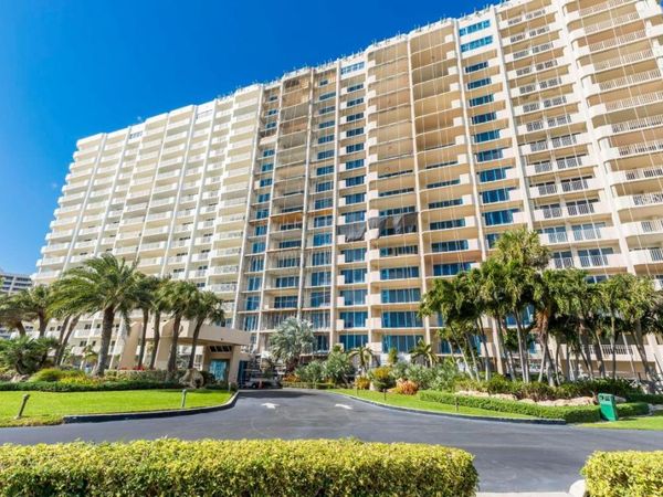 4301 N Ocean Boulevard, Unit 1002, Boca Raton, FL 33431