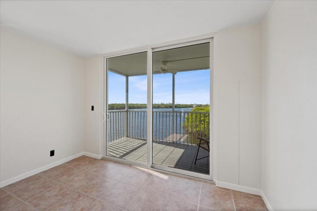 689 NE 6th Court, Unit 4010, Boynton Beach, FL 33435 Photo