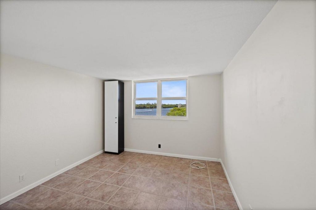 689 NE 6th Court, Unit 4010, Boynton Beach, FL 33435 Photo