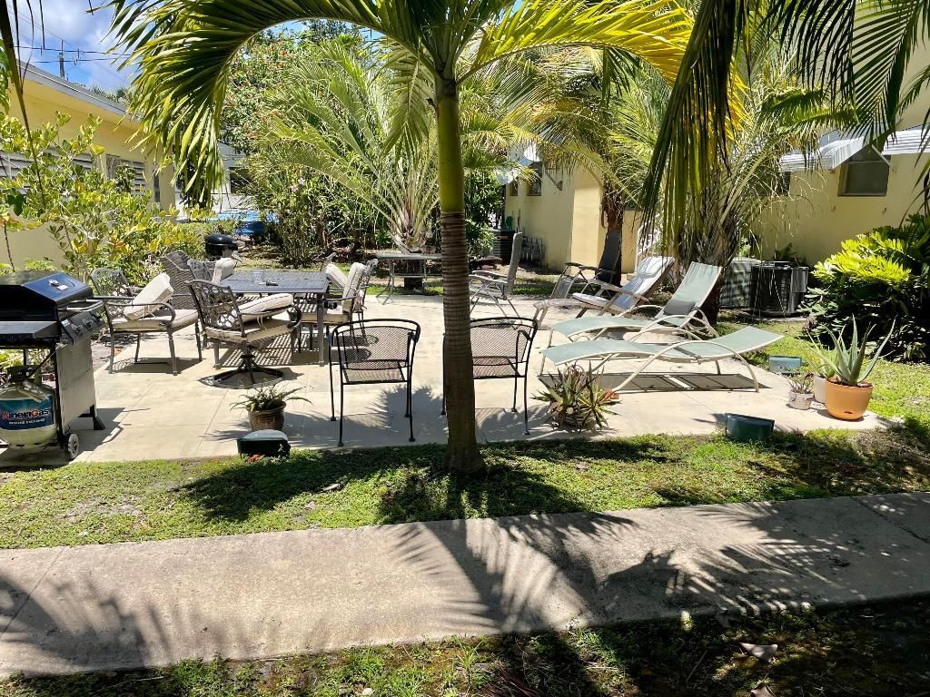 101 N Lakeside Drive, Unit 1, Lake Worth Beach, FL 33460 Photo