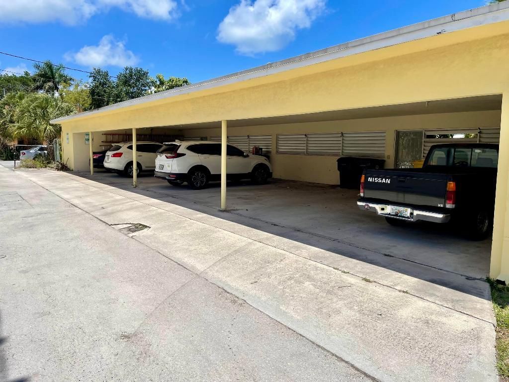 101 N Lakeside Drive, Unit 1, Lake Worth Beach, FL 33460 Photo