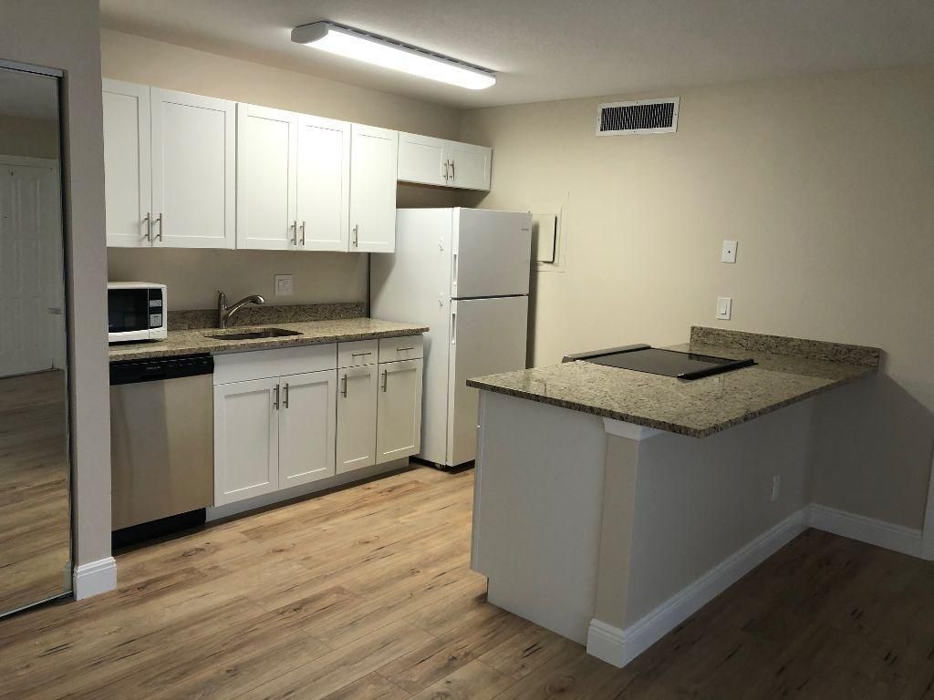 641 Executive Center Drive, Unit P-202, West Palm Beach, FL 33401 Photo