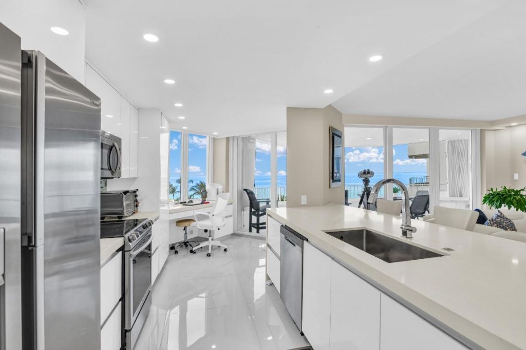 550 S Ocean Boulevard, Unit 605, Boca Raton, FL 33432 Photo