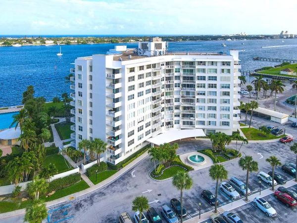 2600 N Flagler Drive, Unit 402, West Palm Beach, FL 33407