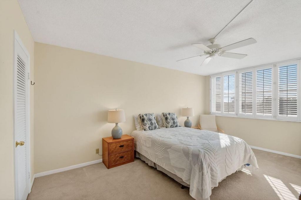 2600 N Flagler Drive, Unit 402, West Palm Beach, FL 33407 Photo