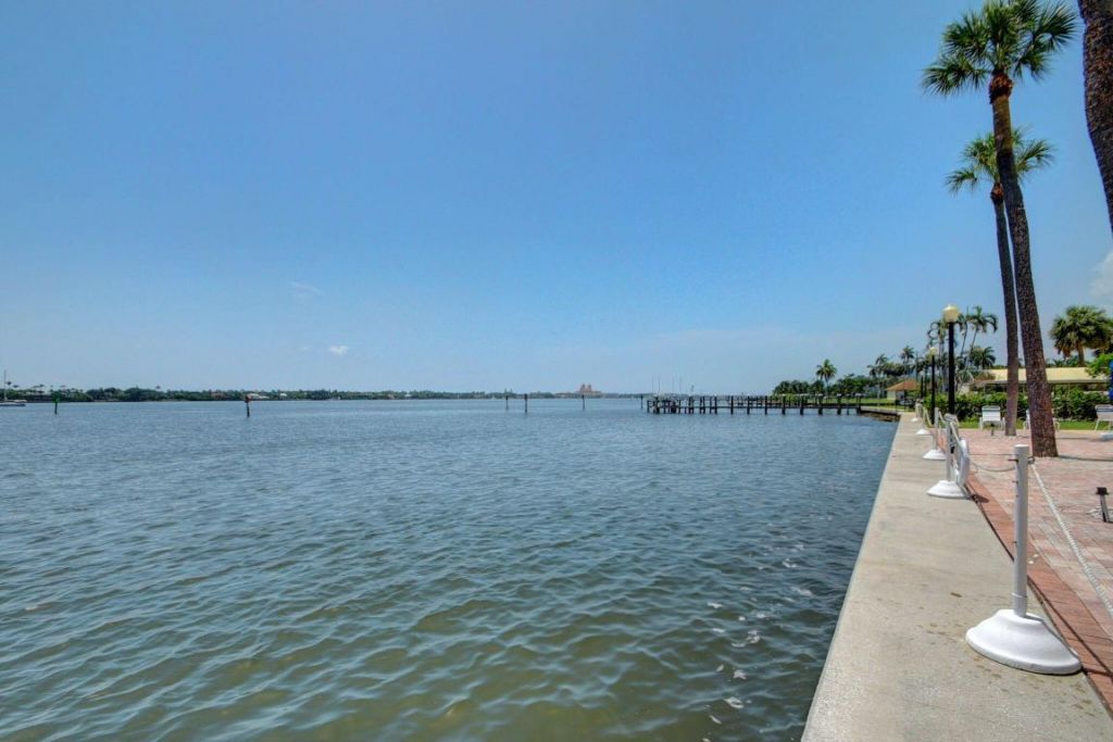 2600 N Flagler Drive, Unit 402, West Palm Beach, FL 33407 Photo