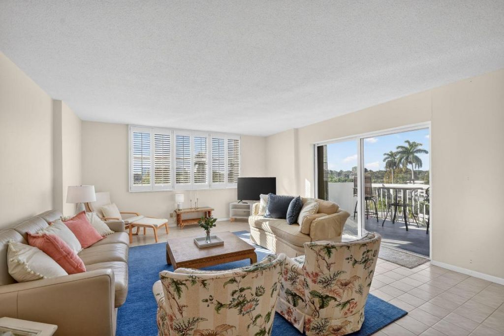 2600 N Flagler Drive, Unit 402, West Palm Beach, FL 33407 Photo