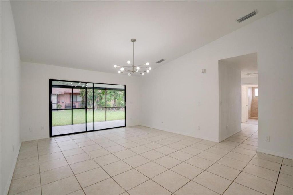 3 Fawlkland Circle, Boynton Beach, FL 33426 Photo