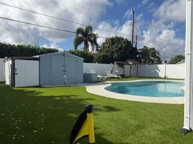 516 E Whitney Drive, Jupiter, FL 33458 Photo