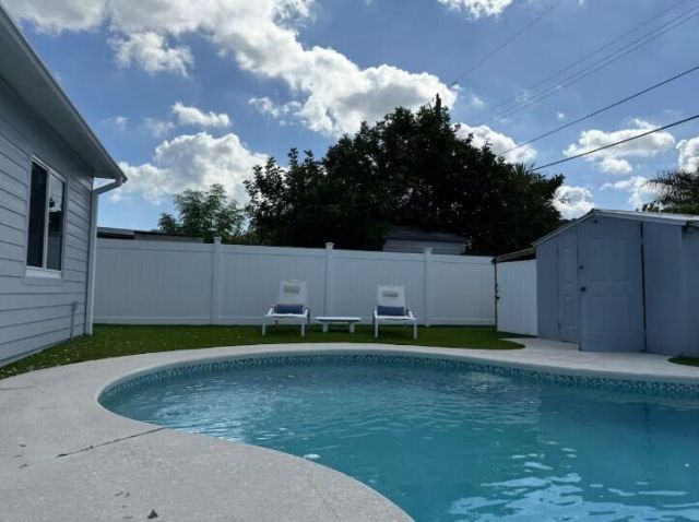 516 E Whitney Drive, Jupiter, FL 33458 Photo