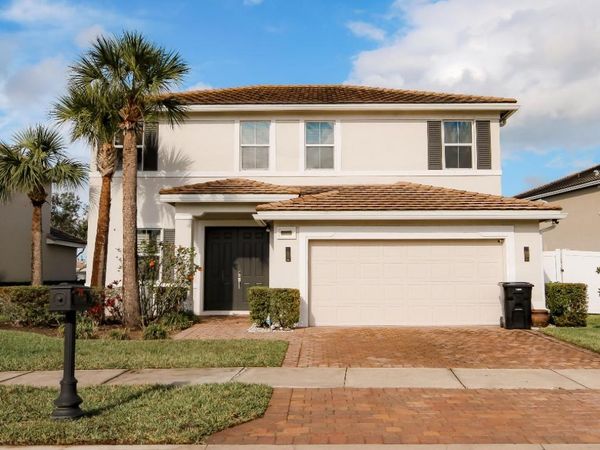 11334 SW Glengarry Court, Port Saint Lucie, FL 34987