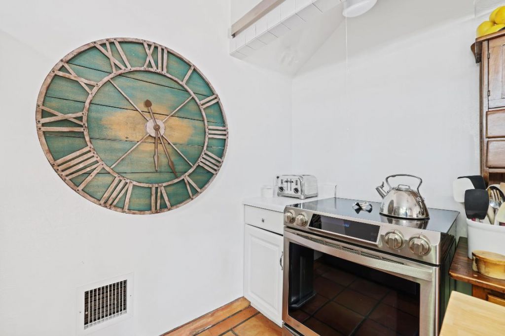 325 Greymon Drive, West Palm Beach, FL 33405 Photo