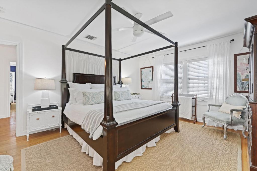 325 Greymon Drive, West Palm Beach, FL 33405 Photo