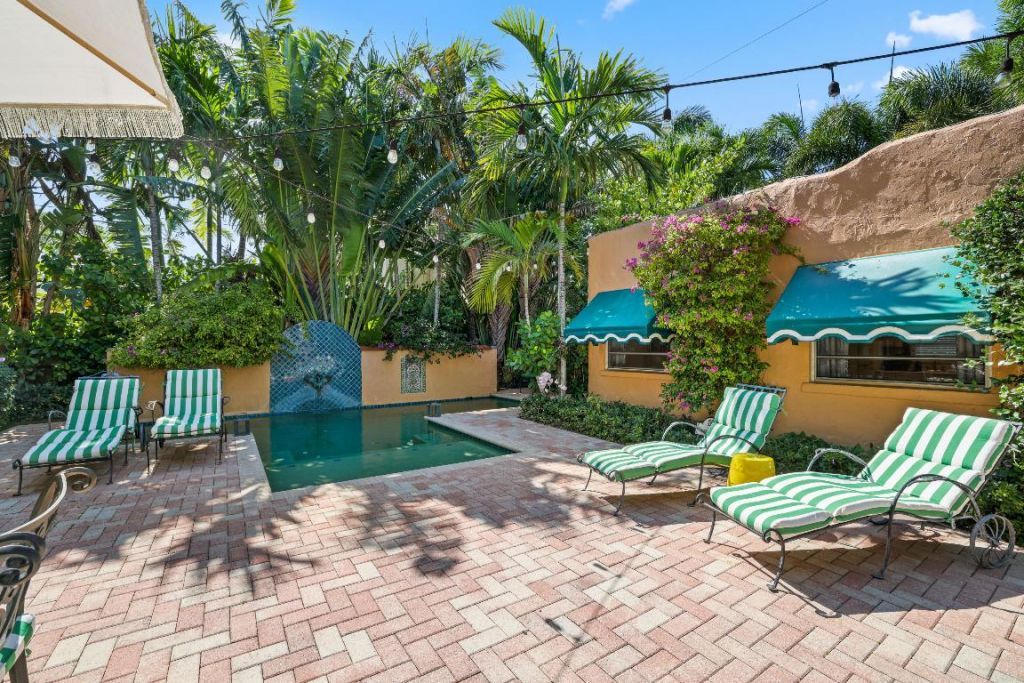 325 Greymon Drive, West Palm Beach, FL 33405 Photo