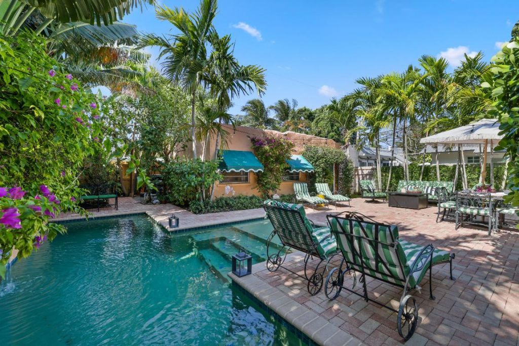 325 Greymon Drive, West Palm Beach, FL 33405 Photo