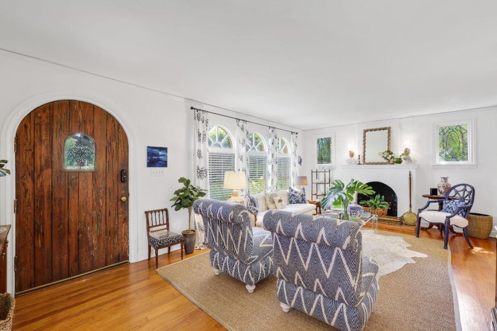 325 Greymon Drive, West Palm Beach, FL 33405 Photo