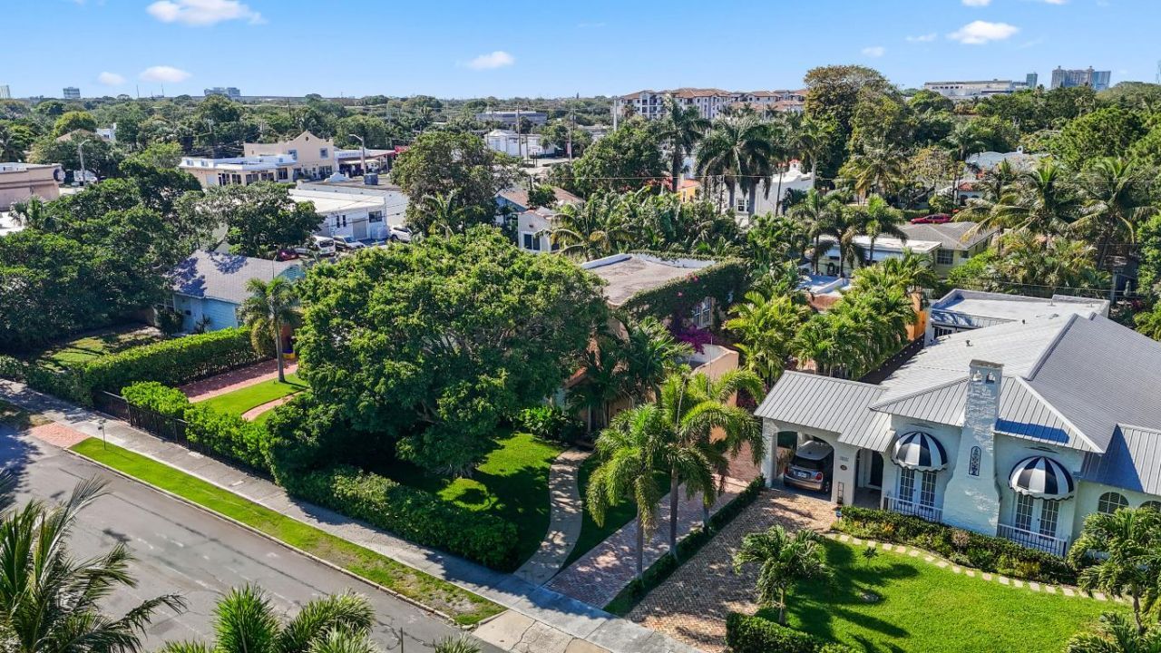 325 Greymon Drive, West Palm Beach, FL 33405 Photo