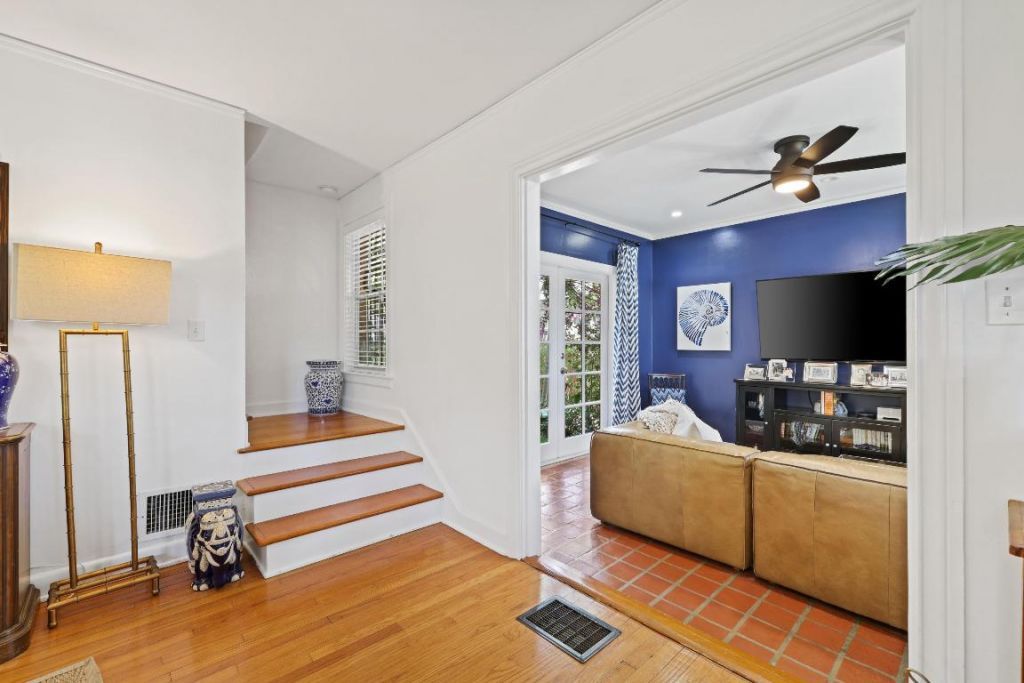 325 Greymon Drive, West Palm Beach, FL 33405 Photo