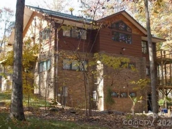 17928 Pages Pond Court, Davidson, NC 28036