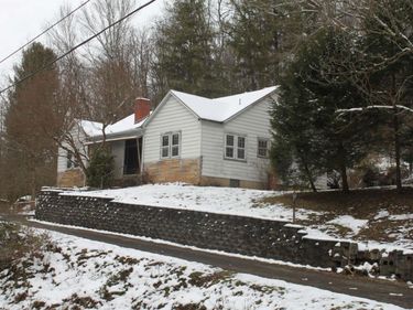1349 Point Mountain Road, Webster Springs, WV 26288