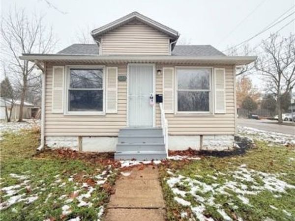 920 Clement Street, Akron, OH 44306
