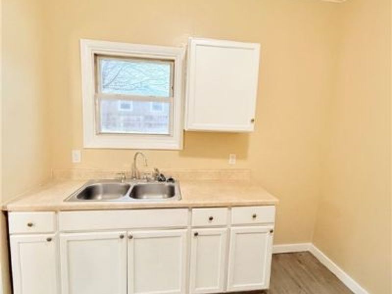 920 Clement Street, Akron, OH 44306 Photo 10