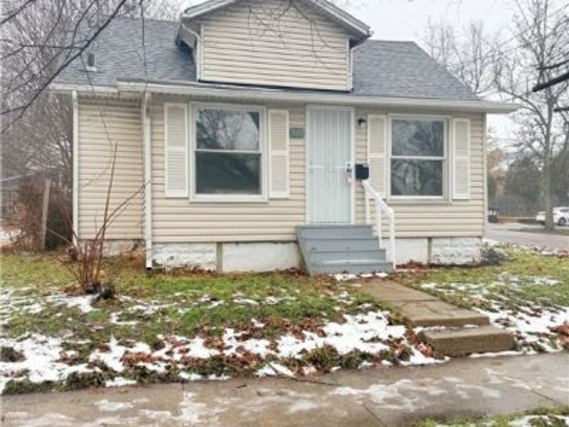 920 Clement Street, Akron, OH 44306 Photo 2