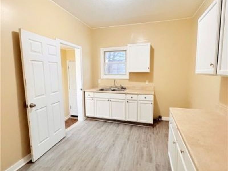 920 Clement Street, Akron, OH 44306 Photo 9