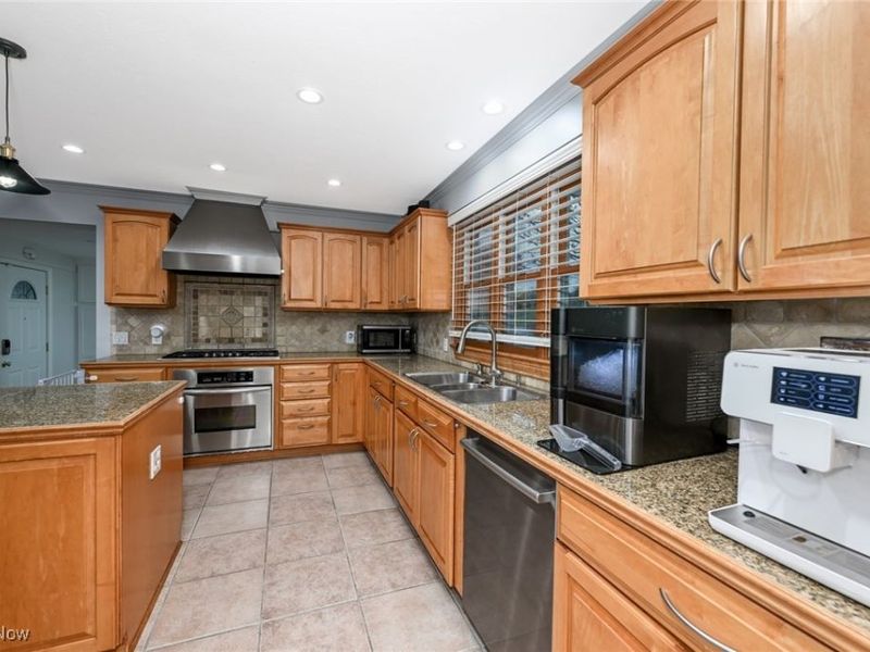 3383 Country Club Drive, Medina, OH 44256 Photo 4